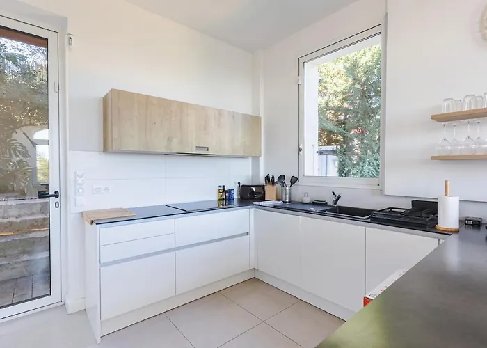 Elegante Avec Vue Penzion 3*